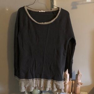 Women's Long Sleeve Top - Black and Gray